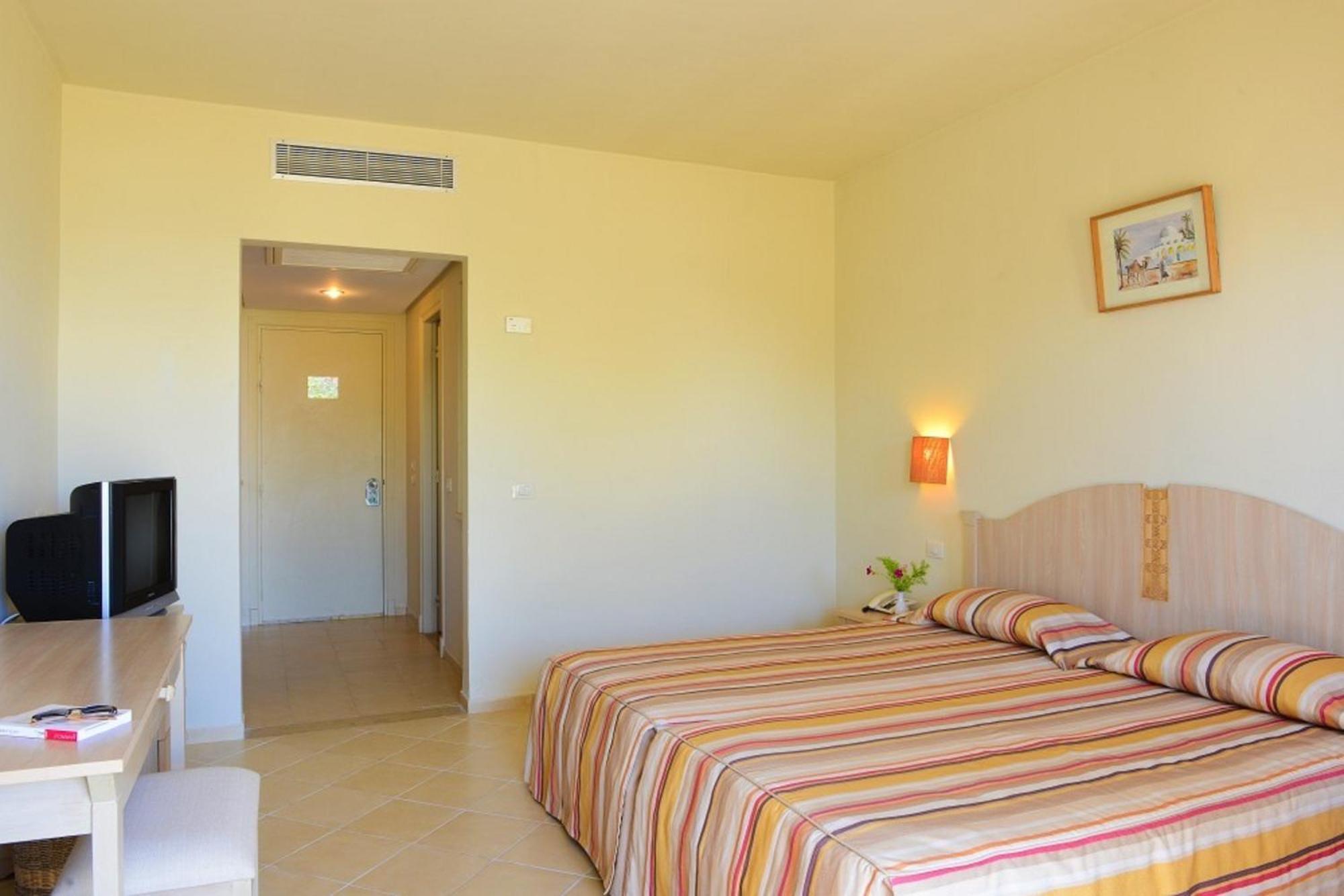 Meninx Djerba 3* Triffa